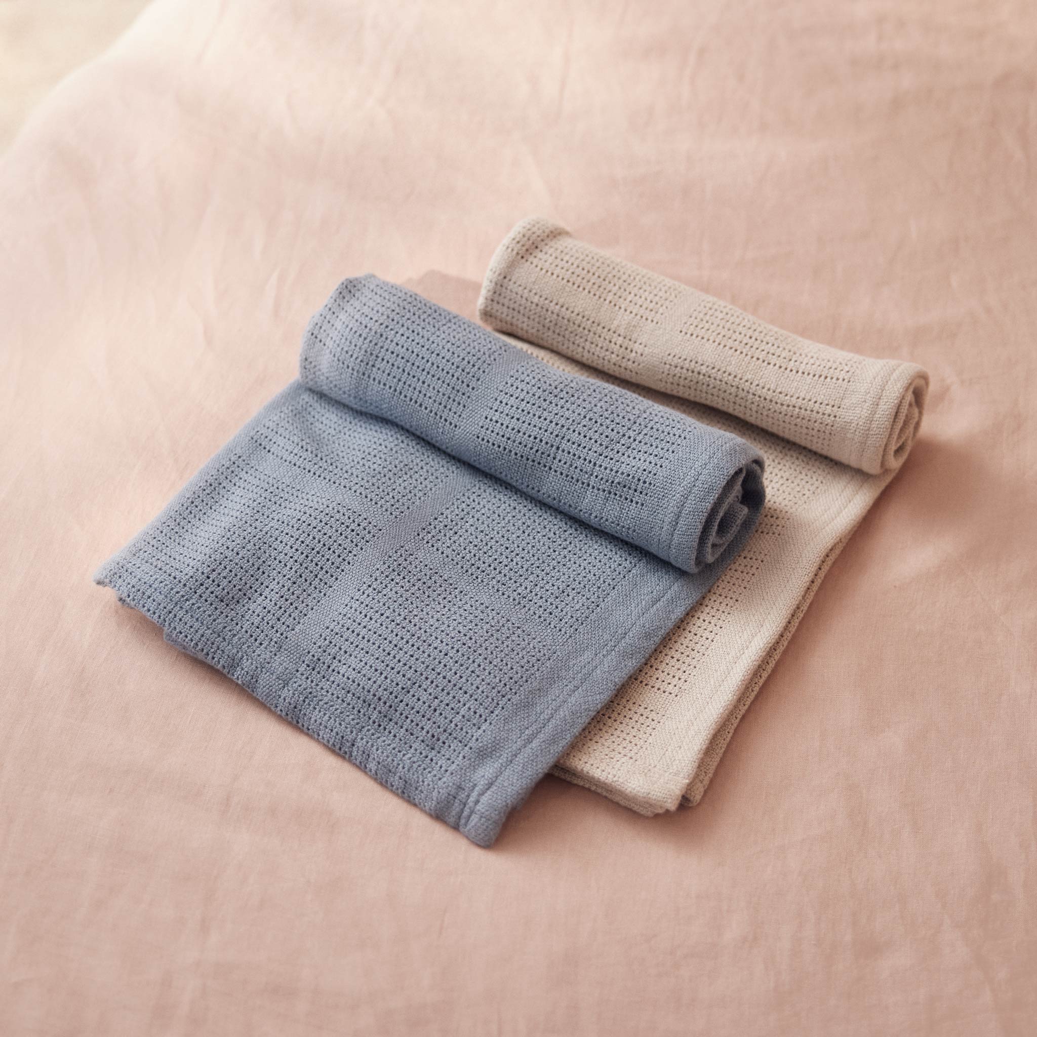 Cellular_Blankets_005_web