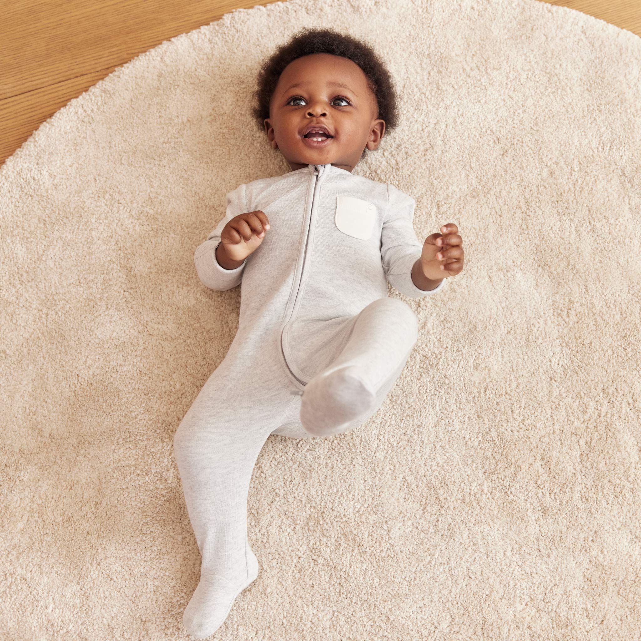 Clever_Zip_Sleepsuit_Grey_Marl_038-web_1_121383d7-c851-4d6d-a249-fefd552fae76