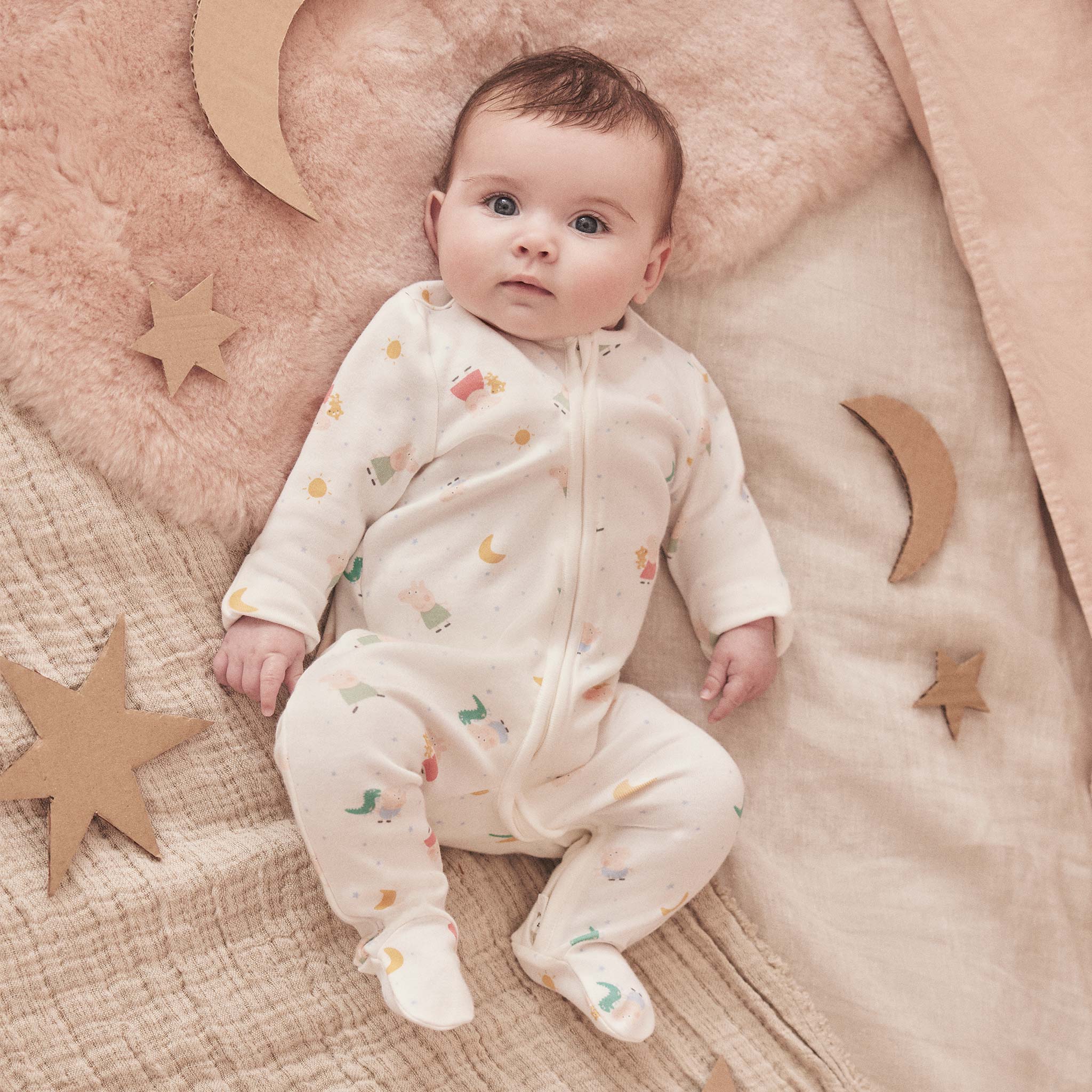 PEPPA-PIG-CLEVER-ZIP-SLEEPSUIT_026