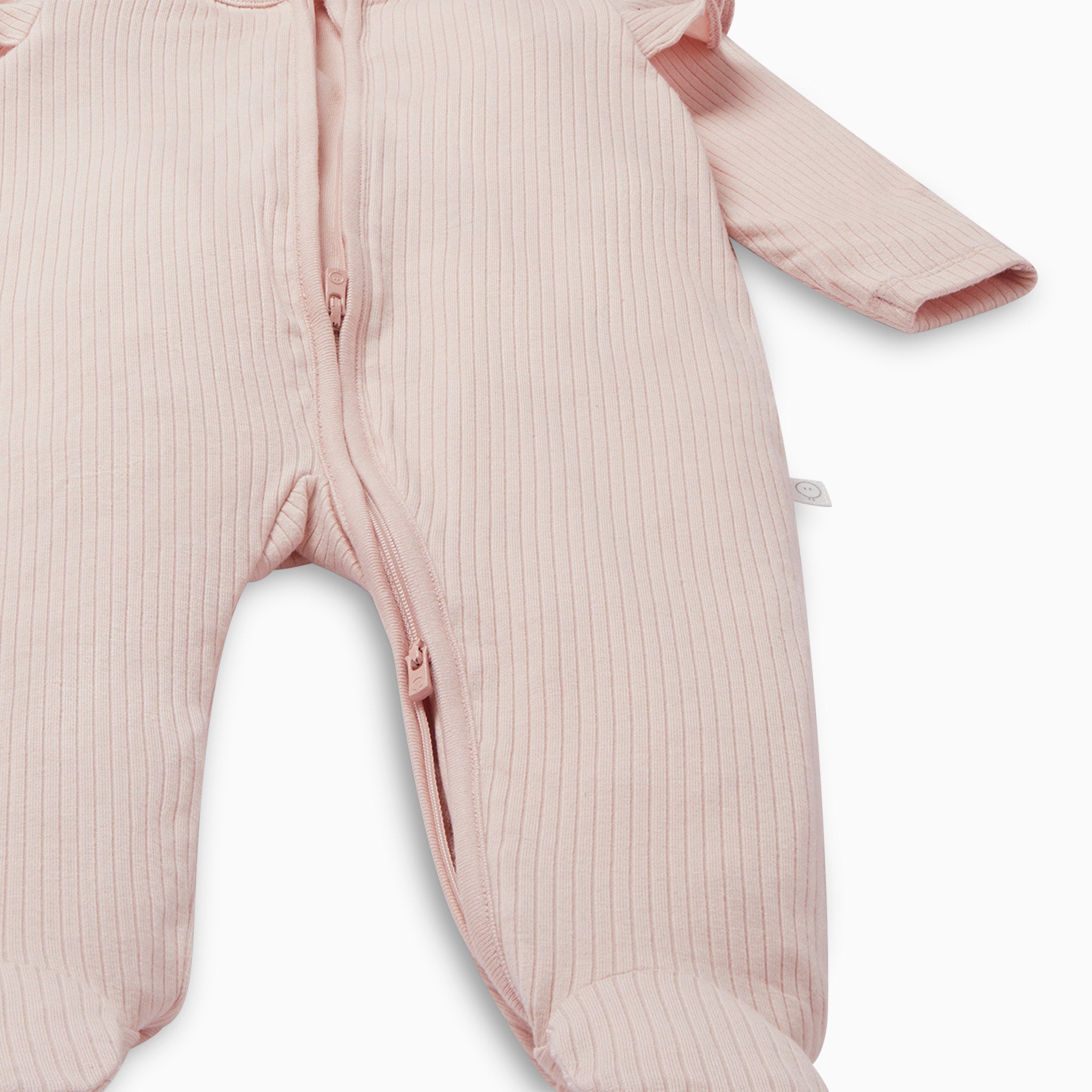 Ribbed_Frill_Clever_Zip_Sleepsuit_blush_bottom_detail