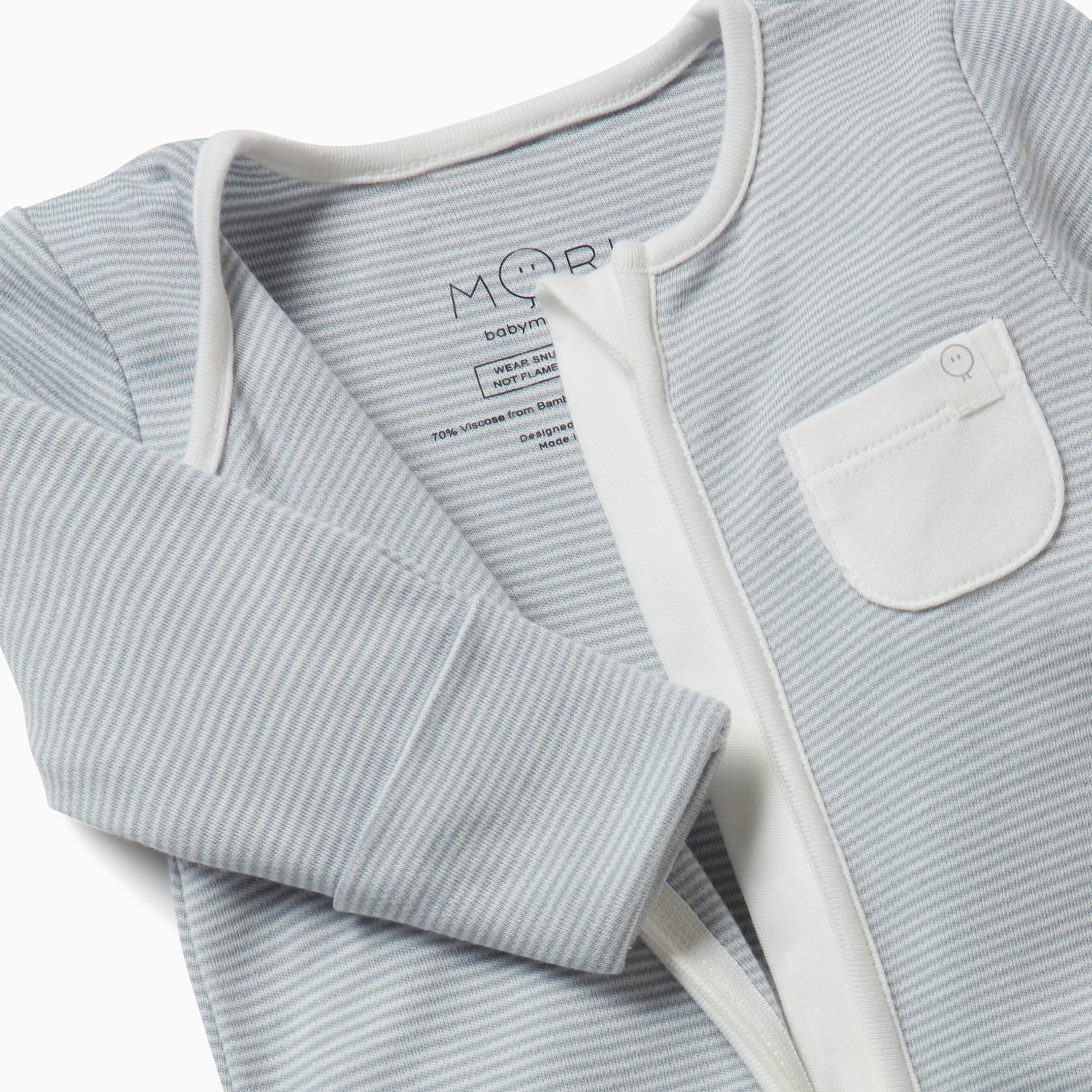 bamboo_baby_zipup_sleepsuit_bluestripe_detail