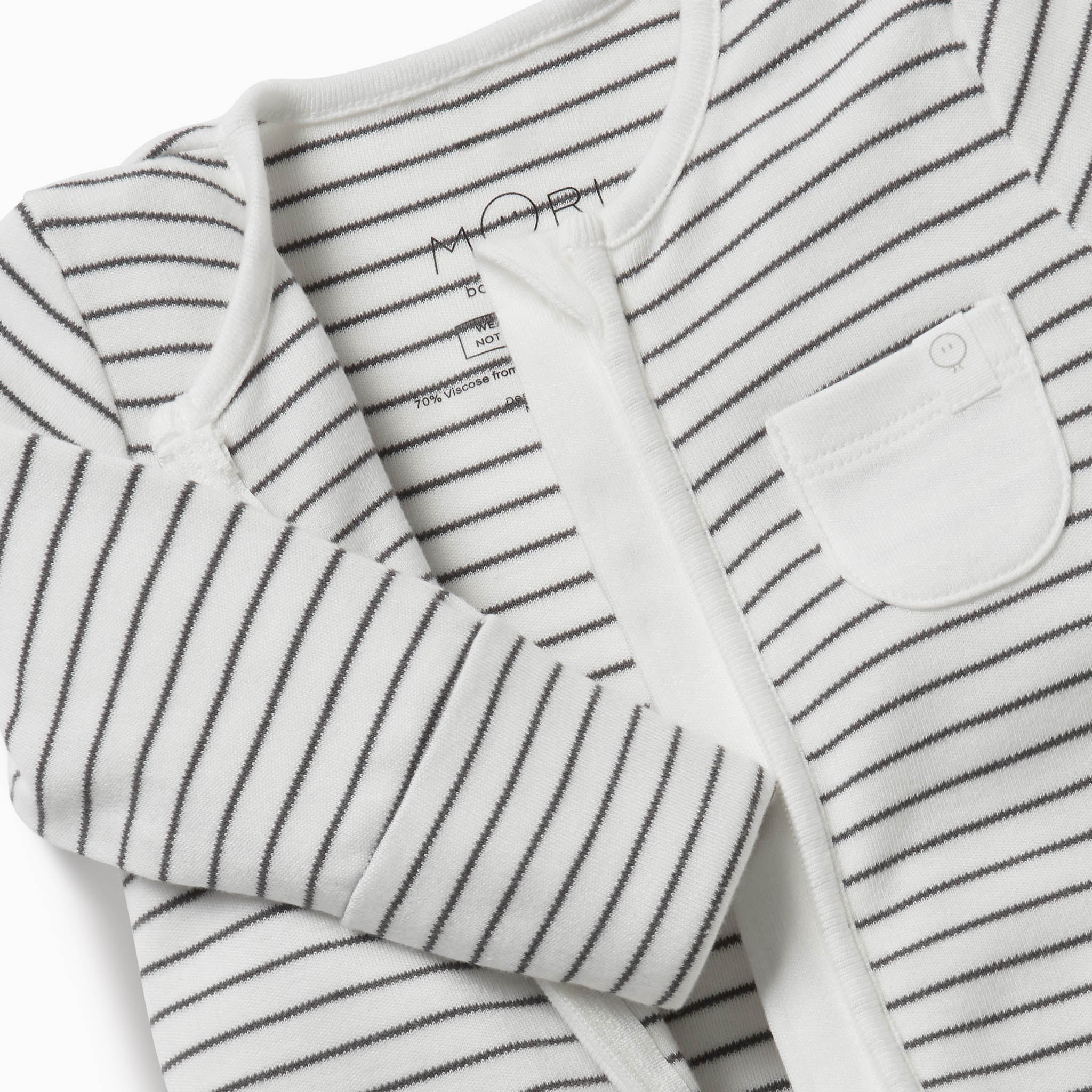 organic_cotton_bamboo_baby_zipup_sleepsuit_greystripe_detail_c825913e-7e8f-4a56-bea9-6e60d1e87518