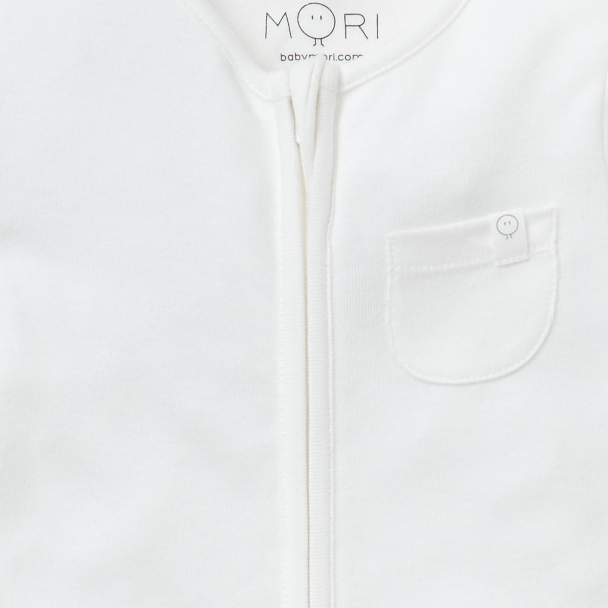 organic_cotton_bamboo_baby_zipup_sleepsuit_white_personalisationcrop_1_e29e6216-ad2a-423a-8850-ece5199c2ed3